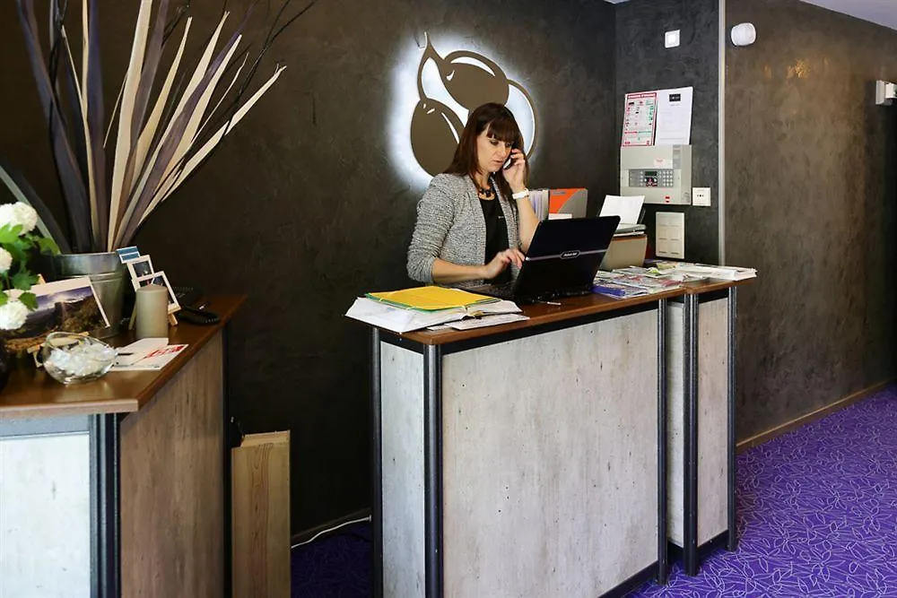 Les Olivades Hotel Gap 3*,